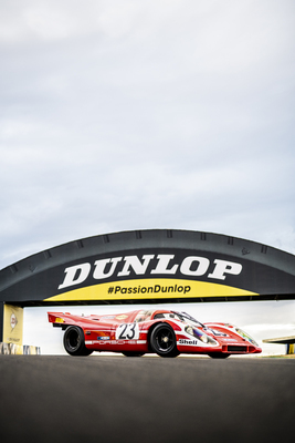 Porsche 917 KH (1970) - bei der Wiedervereinigung mit fünf anderen Porsche-Le-Mans-Gesamtsieger im Jahr 2020