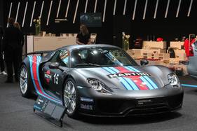 Porsche 918 Spyder (2013) - Hybrid-Sportwagen mit 887 PS als "Technology Show Piece" - Retro Classics Stuttgart 2020
