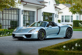 Porsche 918 Spyder (2015) - als Lot 148 an der RM/Sotheby's Arizona Versteigerung vom 27. Januar 2022