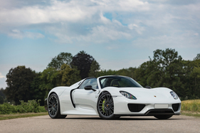 Porsche 918 Spyder (2015) - angeboten als Lot 150 an der RM/Sotheby's Versteigerung in London am 5. September 2018