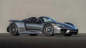 Porsche 918 Spyder “Weissach-Paket” (2015) - als Lot 121 an der Broad-Arrow-Versteigerung am Monterey Jet Center 2024