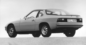 Porsche 924 (1976) - grosse Glaskuppel über dem Kofferraum