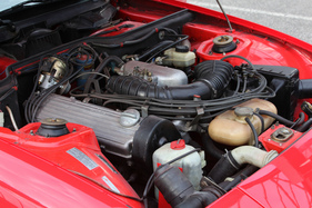 Porsche 924 (1976) - mit obenliegender Nockenwelle