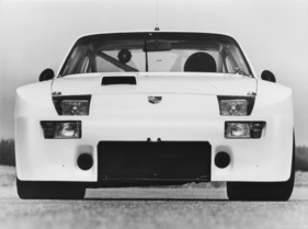 Porsche 924 Carrera GT (1981) - der Rennwagen für die 24 Stunden von Le Mans 1980, von vorne gesehen