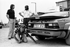Bild: Porsche 924 Carrera GTS Rallye (1981) - Walter Röhrl (unten) testet den Wagen