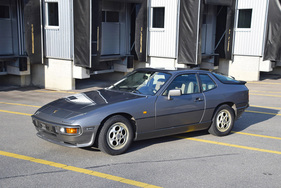 Porsche 924 S (1987) - als Lot 04 an der Versteigerung der Oldtimer Galerie Toffen am 21. April 2018 (1987)