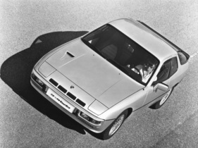 Porsche 924 Turbo (1979) - die zusätzlichen Kühlluftöffnungen verraten den Turbo Porsche 924 Turbo (1979) - die zusätzlichen Kühlluftöffnungen verraten den Turbo
