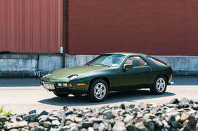 Porsche 928 (1978) - Angeboten als Lot Nr. 2061A bei der 2021er Auburn-Fall-Auktion von RM Sotheby's