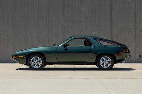 Porsche 928 (1978) - Lot 06 at the Bonhams Amelia Island auction on February 29, 2024