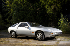 Porsche 928 (1979) – angeboten als Lot Nr. 125 bei der RM-Sotheby's-Versteigerung in Paris am 4. und 5. Februar 2025