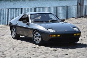 Porsche 928 (1982) - als Lot 014 angeboten an der Artcurial Sur les Champs Versteigerung am 22. Oktober 2023