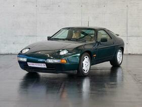 Porsche 928 GT (1990) - als Lot 53 angeboten an der Dorotheum-Versteigerung an der Classic Expo Salzburg am 15. Oktober 2022