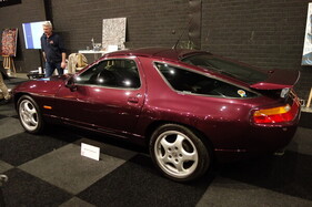 Porsche 928 GTS (1992) – Classic Car Show Maastricht 2023 (1992)