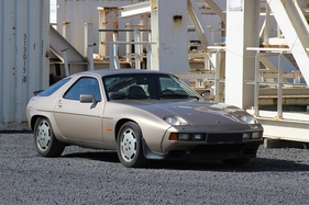 Porsche 928 S (1981) - als Lot 207 an der Artcurial Versteigerung "Sur les Champs" 2019 Porsche 928 S (1981) - als Lot 207 an der Artcurial Versteigerung "Sur les Champs" 2019
