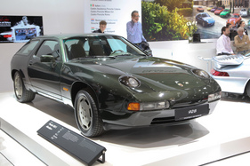 Porsche 928 S (1984) - als Einzelstück in Viersitzerkonfiguration für Ferry Porsche gebaut (Techno Classica 2017)