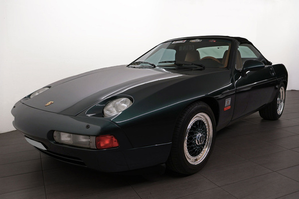 Porsche 928 S Jurinek Cabrio (1985) - as lot 15 at the Emil Frey Classic Auctions on April 26, 2025