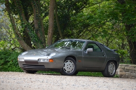 Porsche 928 S4 (1988) - offered as lot 102 at the Artcurial Le Mans Classic auction on July 9, 2016