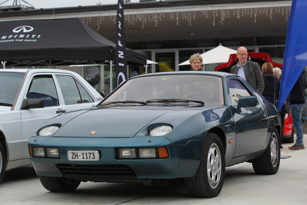 Porsche 928 - früher Frontmotorsportwagen aus Zuffenhausen mit acht Zylindern (Dolder Classics Mai 2018)