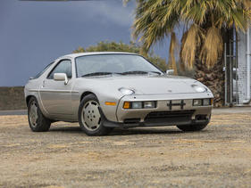 Porsche 928S (1984) - als Lot 032 an der Bonhams Scottsdale Versteigerung am 16. Januar 2020