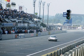 Porsche 930 (1983) in Le Mans 1983 - Das gänzlich Deutsche Team mit Georg Memminger, Fritz Müller und Heinz Kuhn-Weiss sicherten sich den 13. Gesamtplatz und Platz 2 in der Gruppe B mit ihrem Porsche 930 #92