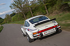 Porsche 930 Turbo (1975) - Dieses Heck hat wohl nicht nur damals manch schwächer motorisierte Verkehrsteilnehmer gesehen