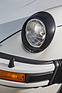 Porsche 930 Turbo (1975) - Schwarz eingefasste Scheinwerfer