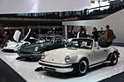 Porsche 930 Turbo (1982) - neben dem 'T7' von 1959, dem 911-Prototypen und einem GT1 von 1997 - an der Retro Classics Stuttgart 2013