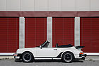 Porsche 930 Turbo 3.3 Cabriolet (1989) - natürlich mit den berühmten Fuchs-Felgen ausgerüstet