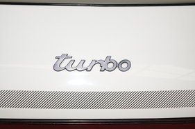 Porsche 930 Turbo "Flachbau" (1982) - der Turbo-Schriftzug