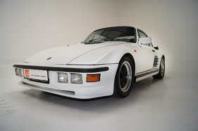 Porsche 930 Turbo "Flachbau" (1982) - nur 54 Mal wurde die flache Schnauze ohne Klappscheinwerfer verbaut Porsche 930 Turbo "Flachbau" (1982) - nur 54 Mal wurde die flache Schnauze ohne Klappscheinwerfer verbaut