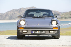 Porsche 930 Turbo Flachbau (1987) - als Lot 054 an der Bonhams Quail Lodge Auction am 14. August 2015