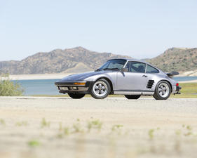 Porsche 930 Turbo Flachbau (1987) - als Lot 054 an der Bonhams Quail Lodge Auction am 14. August 2015
