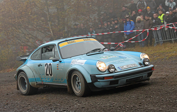 Porsche 930 - am Start der ADAC Rallye Köln-Ahrweiler 2012 mit Heinz-Walter Schewe (Startnummer 20)