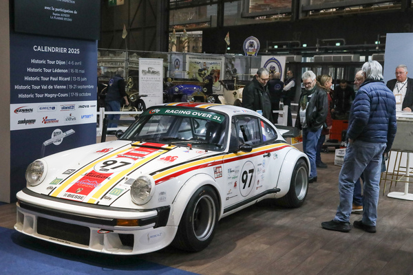 Porsche 934 (1976) – Kundenrennwagen auf Basis des 930 – Rétromobile Paris 2025