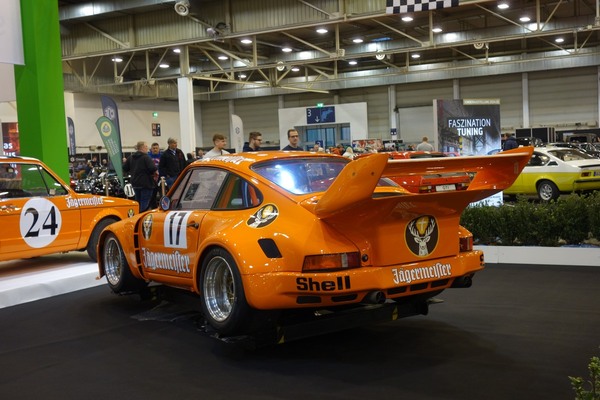 Porsche 935 (1977) – der vielleicht typischste Träger der Jägermeister-Lackierung – Essen Motor Show 2023