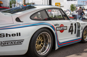 Porsche 935 (1979) - man beachte den in die Fronthaube integrierten Rückspiegel - gesehen anlässlich der Sonderveranstaltung "Le Mans @ Zuffenhausen" im Porsche-Museum am 13./14. Juni 2015