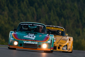 Bild zu Artikel Bildergalerie ADAC Eifelrennen 2013 – 3. Porsche Kremer Nacht der Legenden
