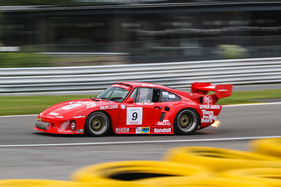 Porsche 935 K3 (1979) Hawaiian Tropic an der Spa Classic 2015 in der Gruppe der CER (Classic Endurance Racing)