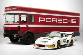 Porsche 935, orig. 930 Turbo und Magirus Renntransporter (1977) - als Lot 19 an der Auctionata "Porsche Only" Versteigerung vom 12. Dezember 2015
