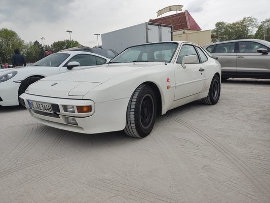 Porsche 944 (1984) – Porsche-Treffen Dinslaken 2022