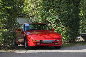 Porsche 944 (1984) - angeboten von Classicbid - 21. Classic-Gala Schwetzingen 2025