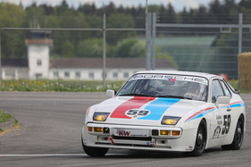 Porsche 944 (1985) - Vintage Demo Racing hinter den Hallen - Klassikwelt Bodensee 2023