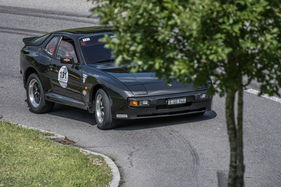 Porsche 944/II (1986) an der Bergprüfung Altbüron 2017 - Feld 1