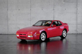 Porsche 944 S2 (1990) - als Lot 135 an der Humer Granner Classic Expo Salzburg Auktion 2025
