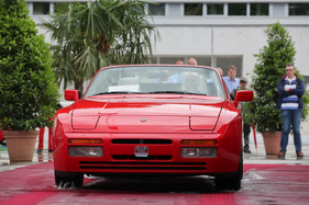 Porsche 944 S2 Cabriolet (1990) - unter Vorbehalt zugeschlagen - an der Dolder-Versteigerung der Oldtimer Galerie am 11. Juni 2016