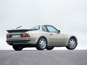 Porsche 944 Turbo (1989) - das Turbo-Modell gab das Design für den S2 vor