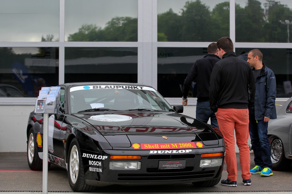 Porsche 944 Turbo Cup - wirbt für die Versteigerung der Oldtimer Galerie auf dem Dolder am 16. Juni 2018 (Dolder Classics Mai 2018)