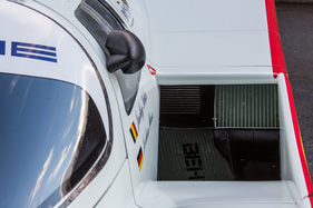 Porsche 956 (1982) an der Porsche Soundnacht 2016 - Kühler