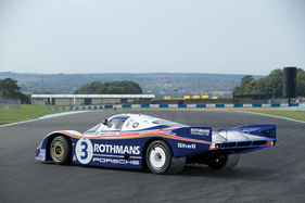 Porsche 956 (1982) - angeboten an der RM Versteigerung in Paris am 5. Februar 2014 Porsche 956 (1982) - angeboten an der RM Versteigerung in Paris am 5. Februar 2014