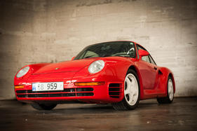 Porsche 959 Komfort (1988) - als Lot 135 angeboten an der Versteigerung von Monaco am 13. Mai 2016